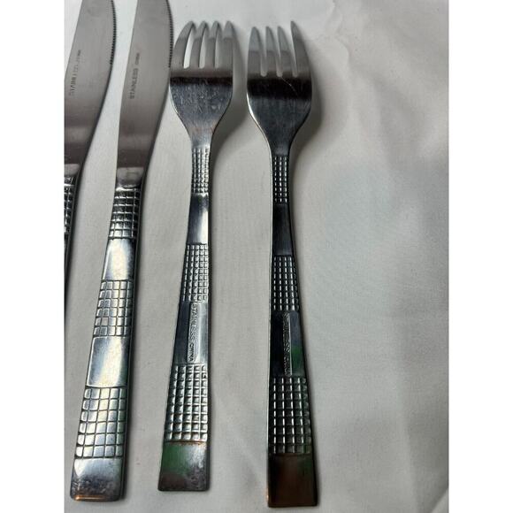 Chic by J A Henckels Zwilling 2 Knives 2 Spoons 1 Teaspoon 2 Forks Replacement - Picture 7 of 11